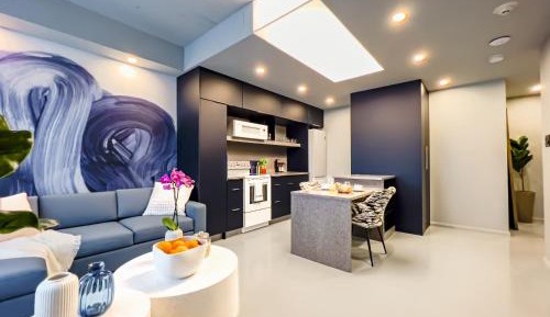 One-Bedroom Apartment 204