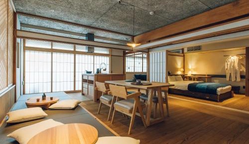 Suite with Garden View