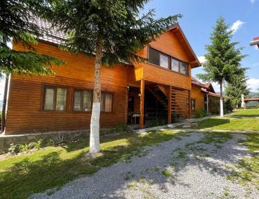 Superior Chalet