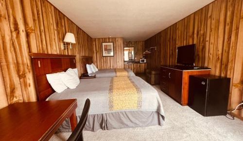 Queen Room with Two Queen Beds