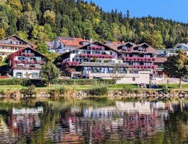 Double Room Royal with Lake View
