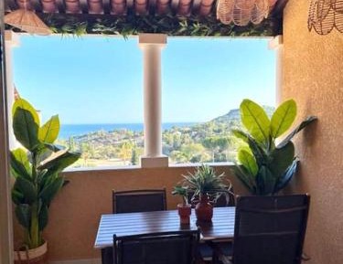 Apartment with Sea View