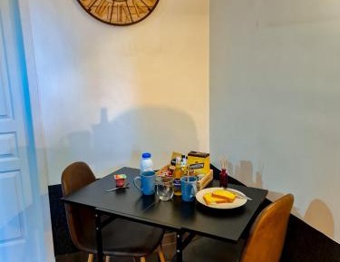 Studio with Garden View