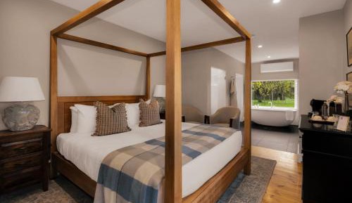 Deluxe Double or Twin Room with Spa Bath