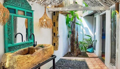 Deluxe Bungalow with Garden View