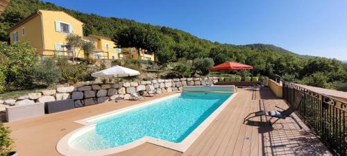 Double Room with Mountain View