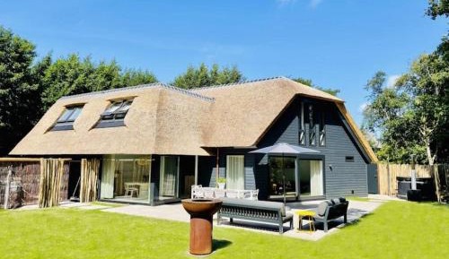 Deluxe Villa