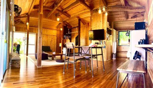 Superior Family Room