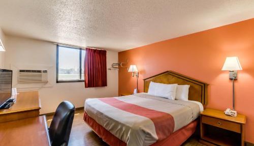 King Room - Non-Smoking