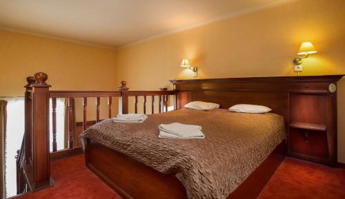 Duplex Room