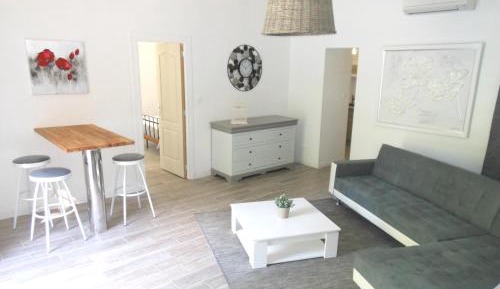 Superior One-Bedroom Apartment with Terrace (5 Adults) - Gariguette