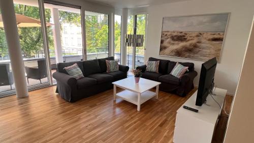 Apartment with Garden View