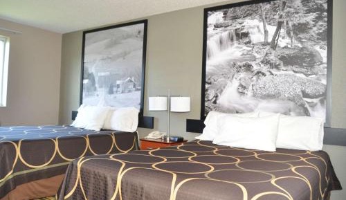 Queen Room with Two Queen Beds - Non-Smoking