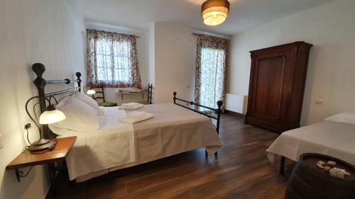 Quadruple Room with Private Bathroom