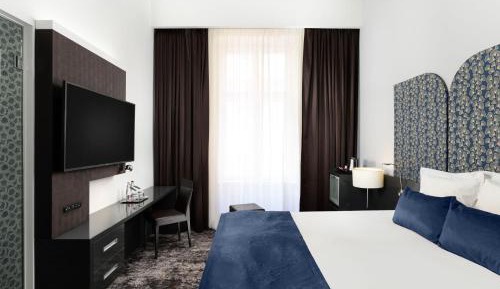 Classic Room with One Double Bed