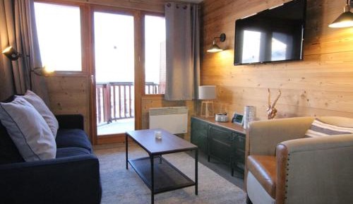 Apartment (6 Adults)