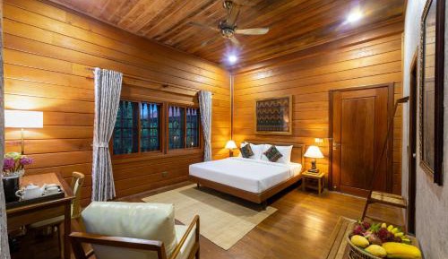 Siem Reap Silk Suite Room