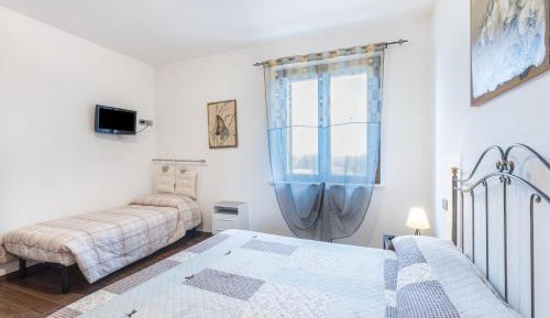 Three-Bedroom Superior Apartment