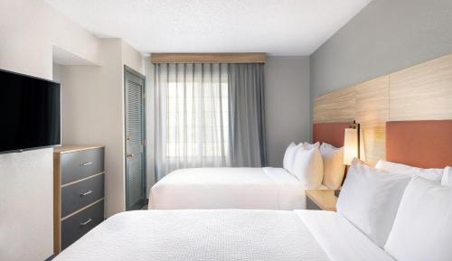 One-Bedroom Suite