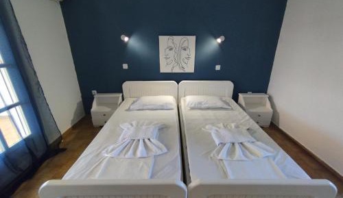 Standard Twin Room with Sea View