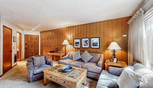 One Bedroom Apartment
