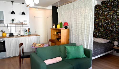 One-Bedroom Apartment