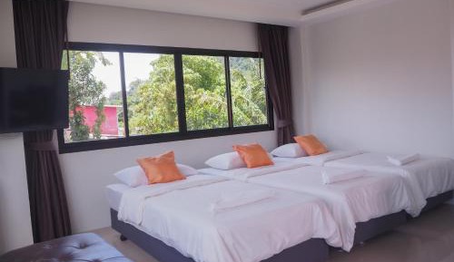 Superior Triple Room