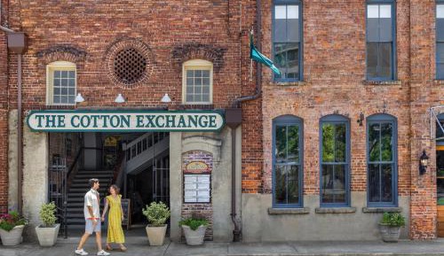 Double Room with Two Double Beds and Historic View