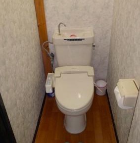Twin Room with Private Bathroom