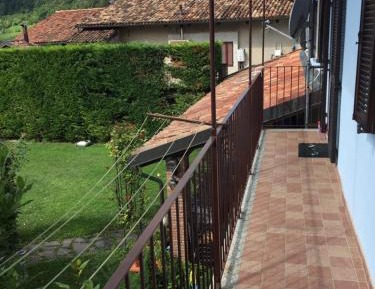 Two-Bedroom Apartment with Balcony
