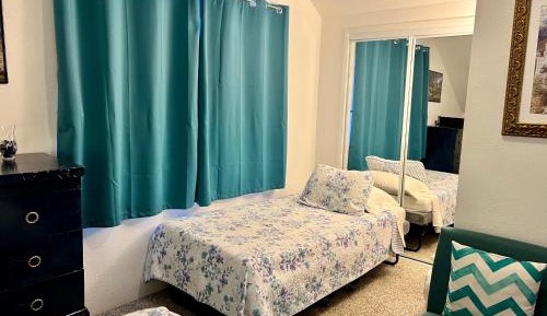 Double Room with Shared Bathroom