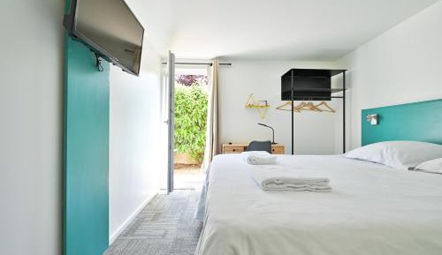 Double Room with Private External Bathroom