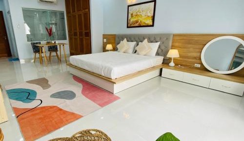 King Room with Balcony