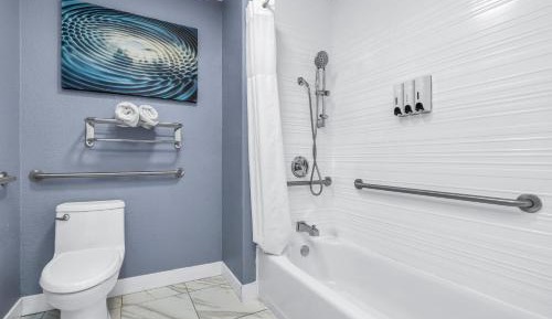 Queen Room - Disability Access