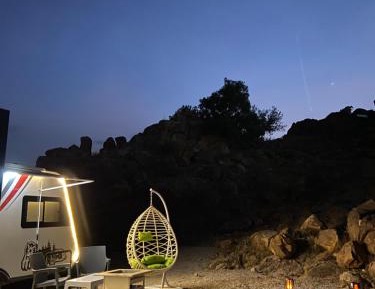 Deluxe Room (1 adult + 2 children)