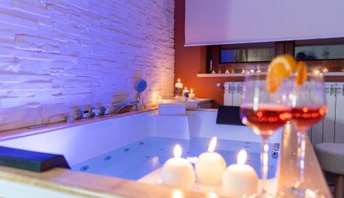Suite with Spa Access
