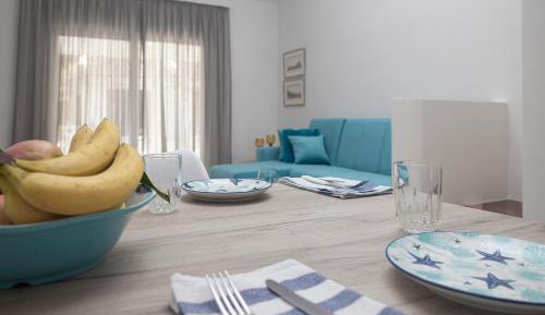 Studio Apartment with Sea View