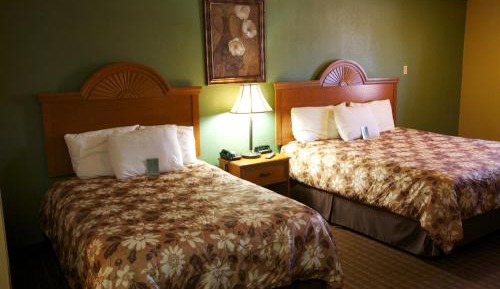 Queen Room with Two Queen Beds - Non-Smoking