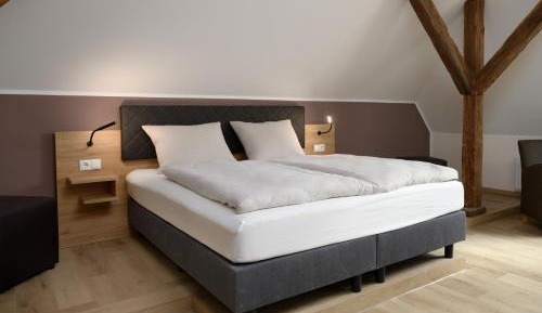 Deluxe Double Room with Bath