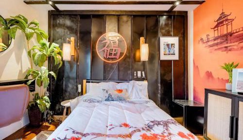 Double Room with Shared Bathroom