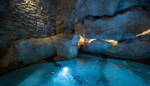 Suite with Spa Bath