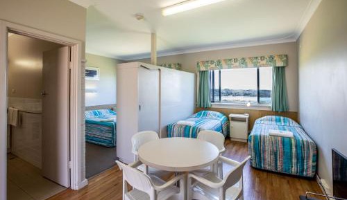 Family Room with Sea View