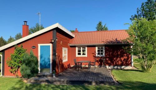 Two-Bedroom Cottage with Sauna