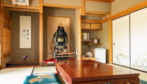 Japanese-Style Room