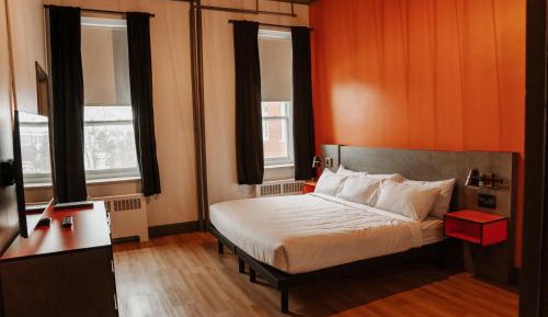 One-Bedroom Suite