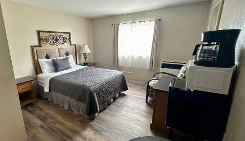 Family Room with Private Bathroom