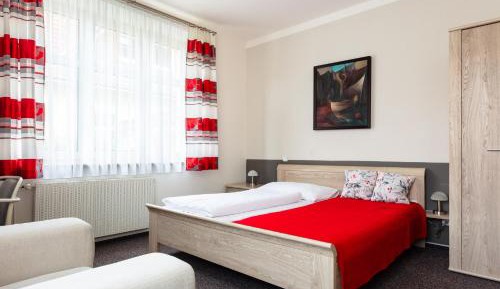 Deluxe Double Room with Shower