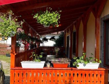 Standard Double Room with Shared Bathroom