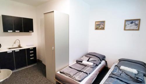 Basic Triple Room