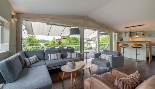 Four-Bedroom Holiday Home